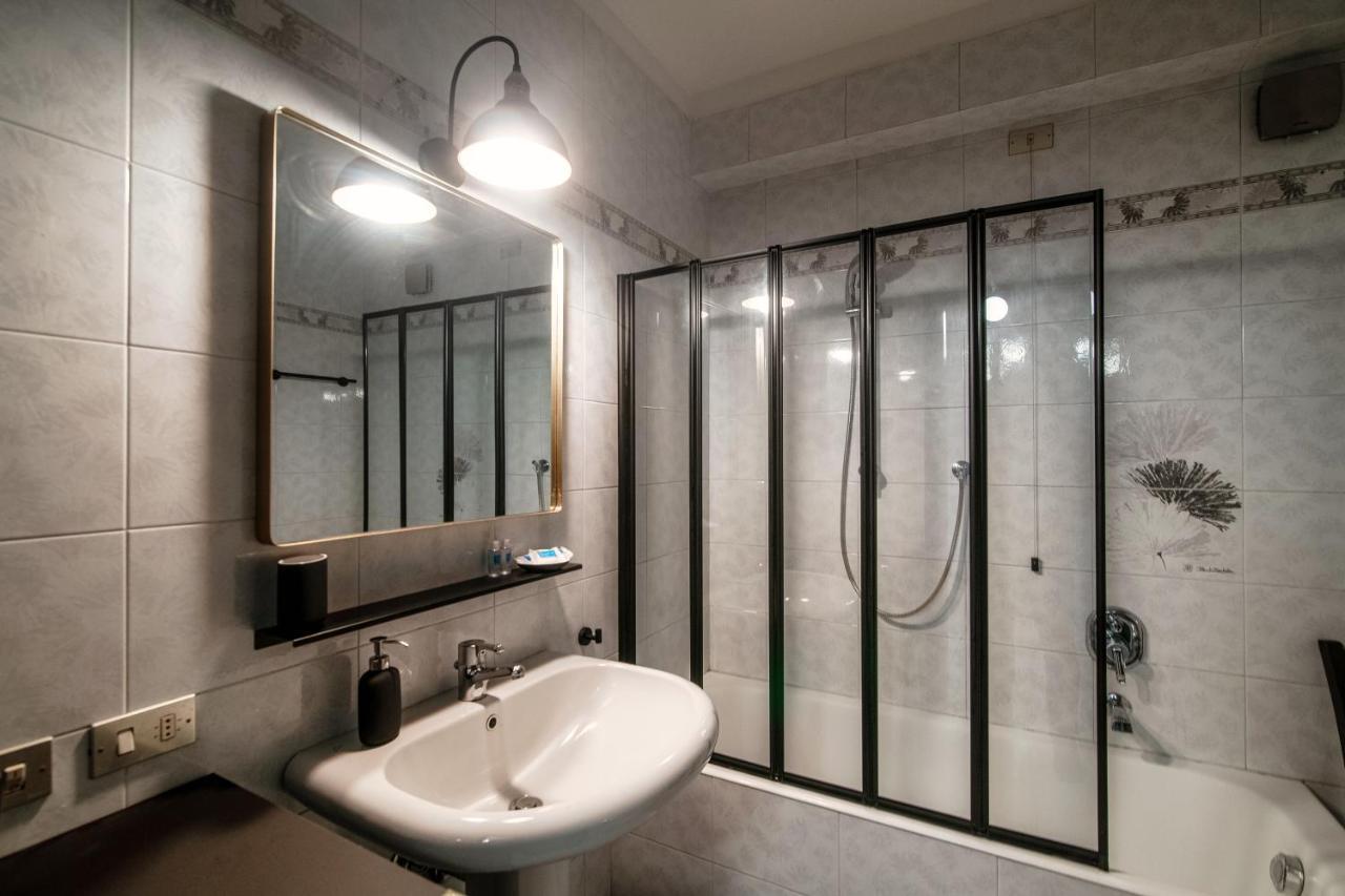 Home N 5 By Quokka 360 - Vintage-Soul Flat On Como Cathedral المظهر الخارجي الصورة